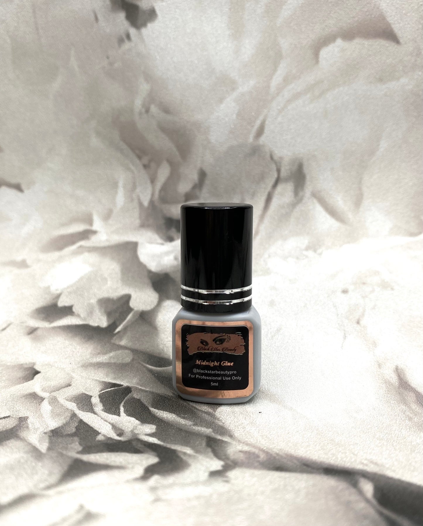 Cyber Week Sale!! Midnight glue 2-3 sec